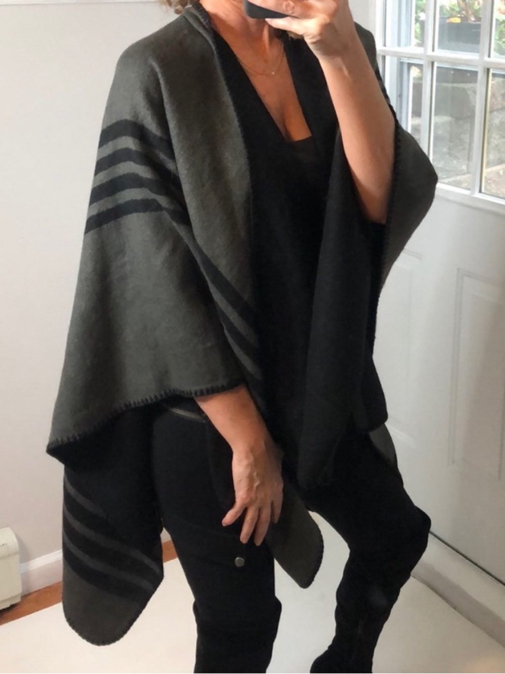 BB Dakota black gray reversible striped colorblock poncho shawl wrap sweater